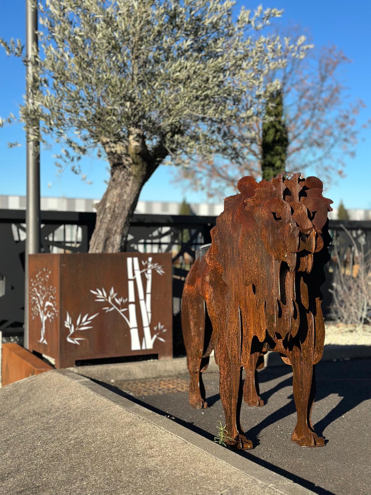 22770668-d4d8-471c-b5a1-fa2d745935bb