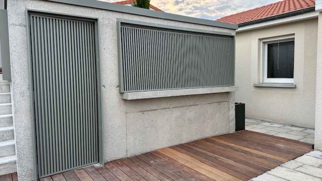 persienne-coulissante-en-alu-1-