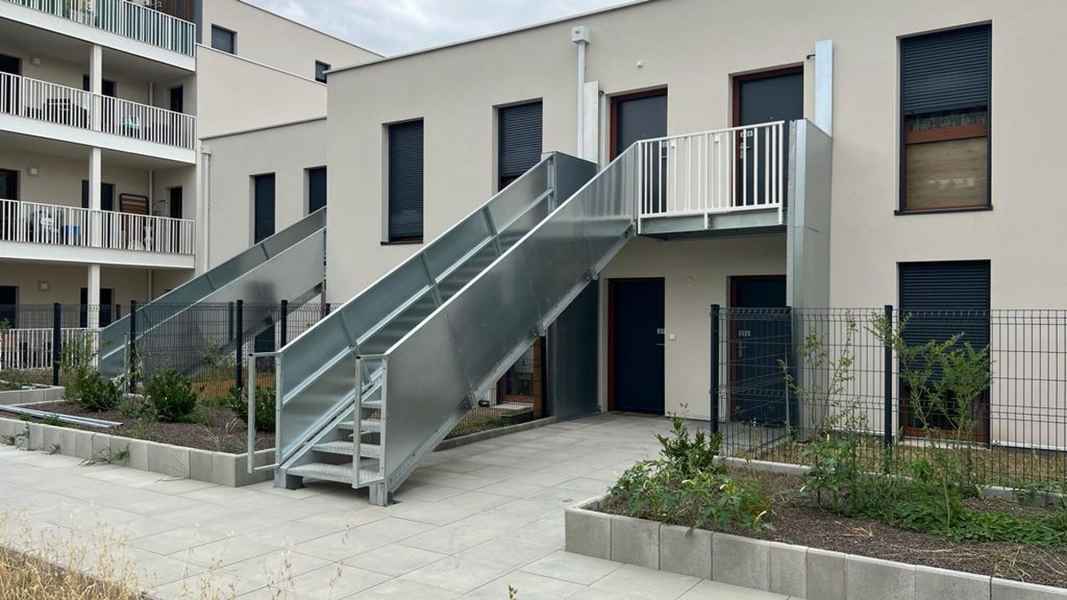 4680cdae-acdc-46b0-b025-1c147c427f6f-2