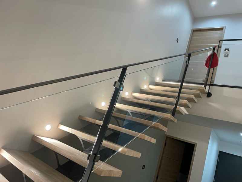 escaliers 1 20220210 1810577718