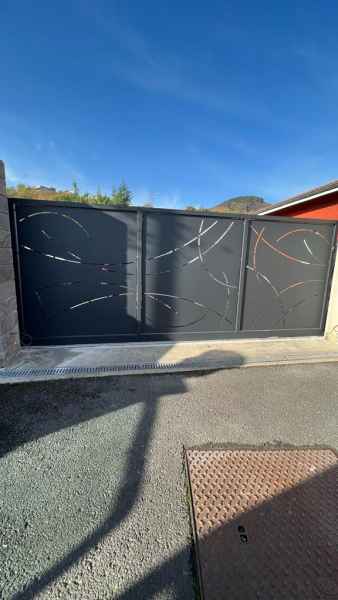 575b9753-c04e-4b09-8d6c-bd934fd51212