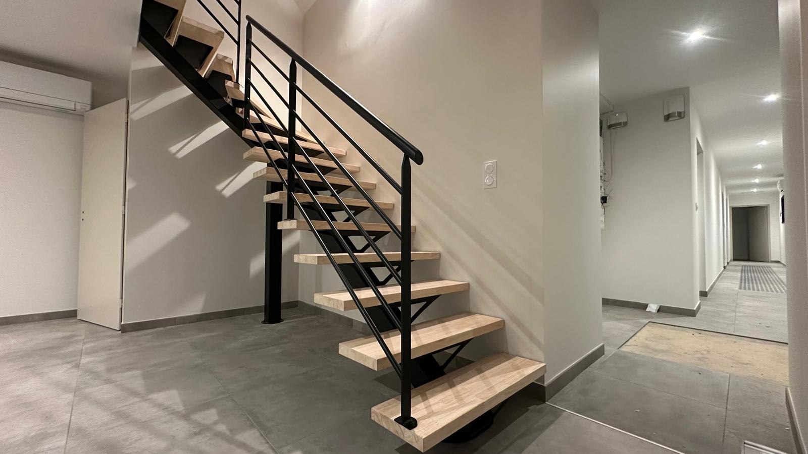 1809742d-f4e2-42b7-9776-4fe8e407a88a (1)